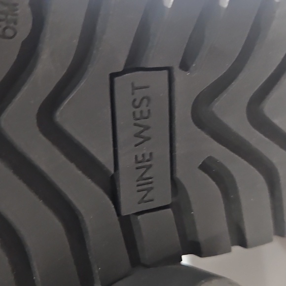 Nine West Over-Knee Platfom Boots. Sz 6.5  Nwot - Picture 5 of 9